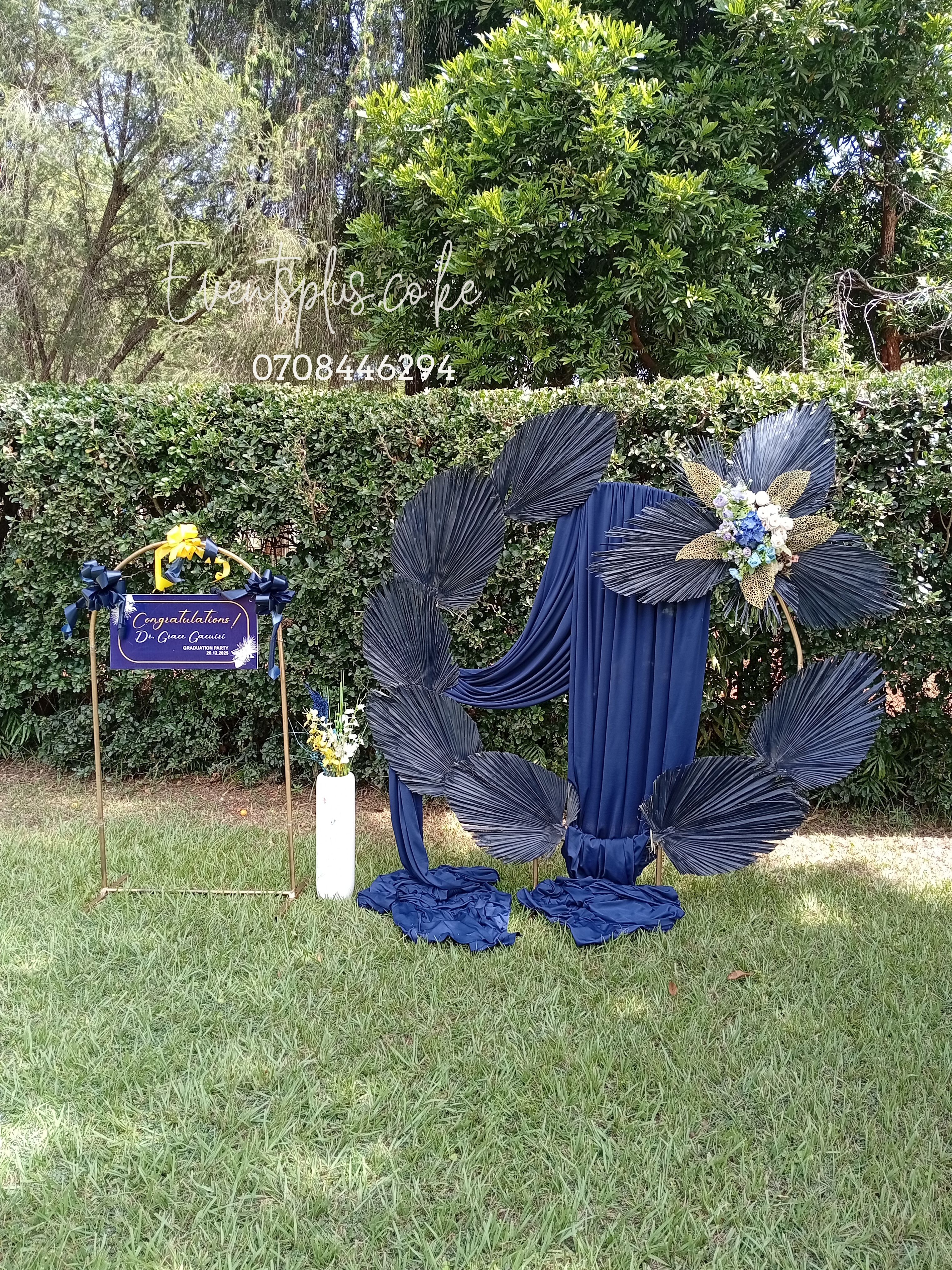 Graduation décor